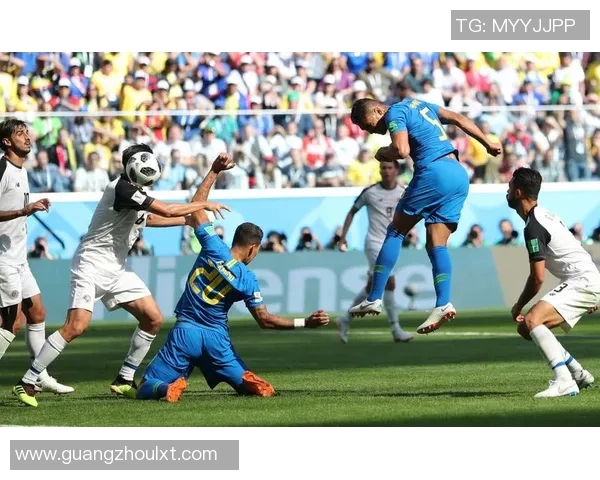 足球明星齐聚世界杯赛场展现风采与激情的盛宴